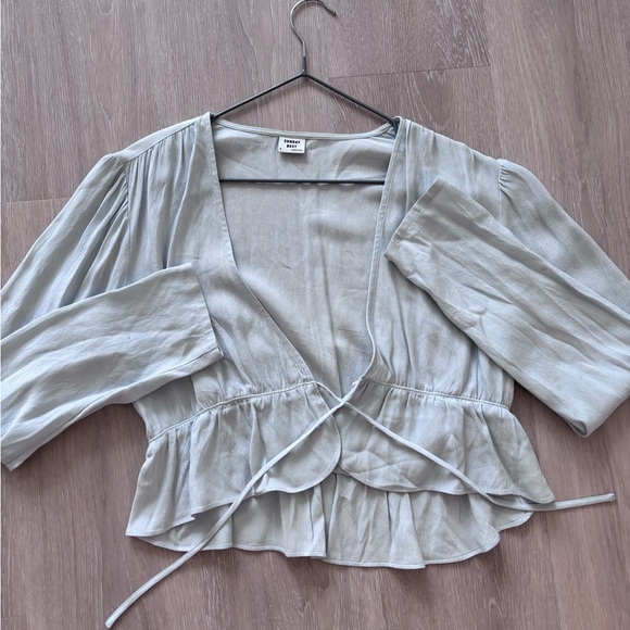 Sunday Best Blouse - Picture 3 of 3